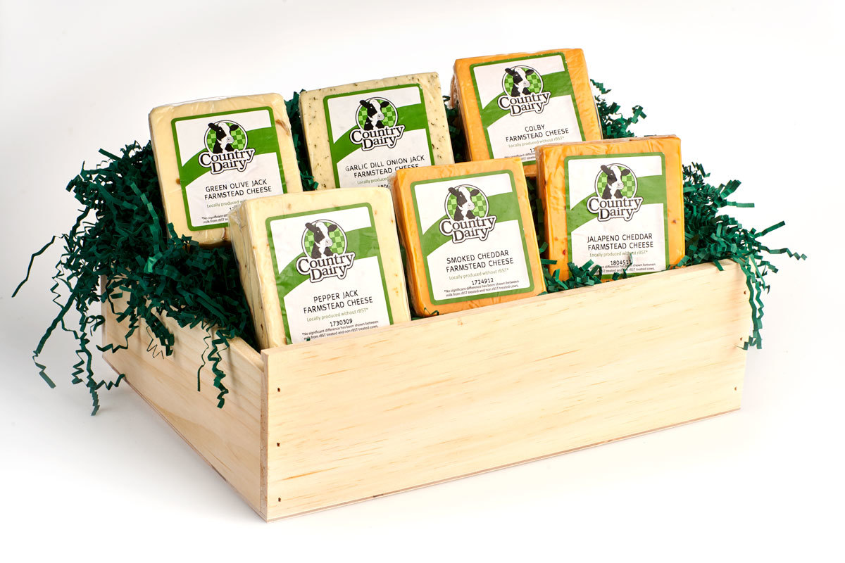 4 lb. Cheese in Vintage Wooden Box 00009
