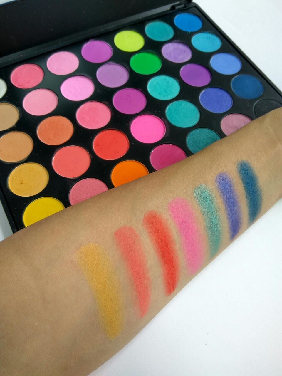 Палитра теней BM COLORFUL 35