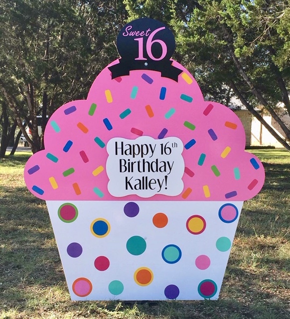 Cupcake Lawn Sign Rental 00001