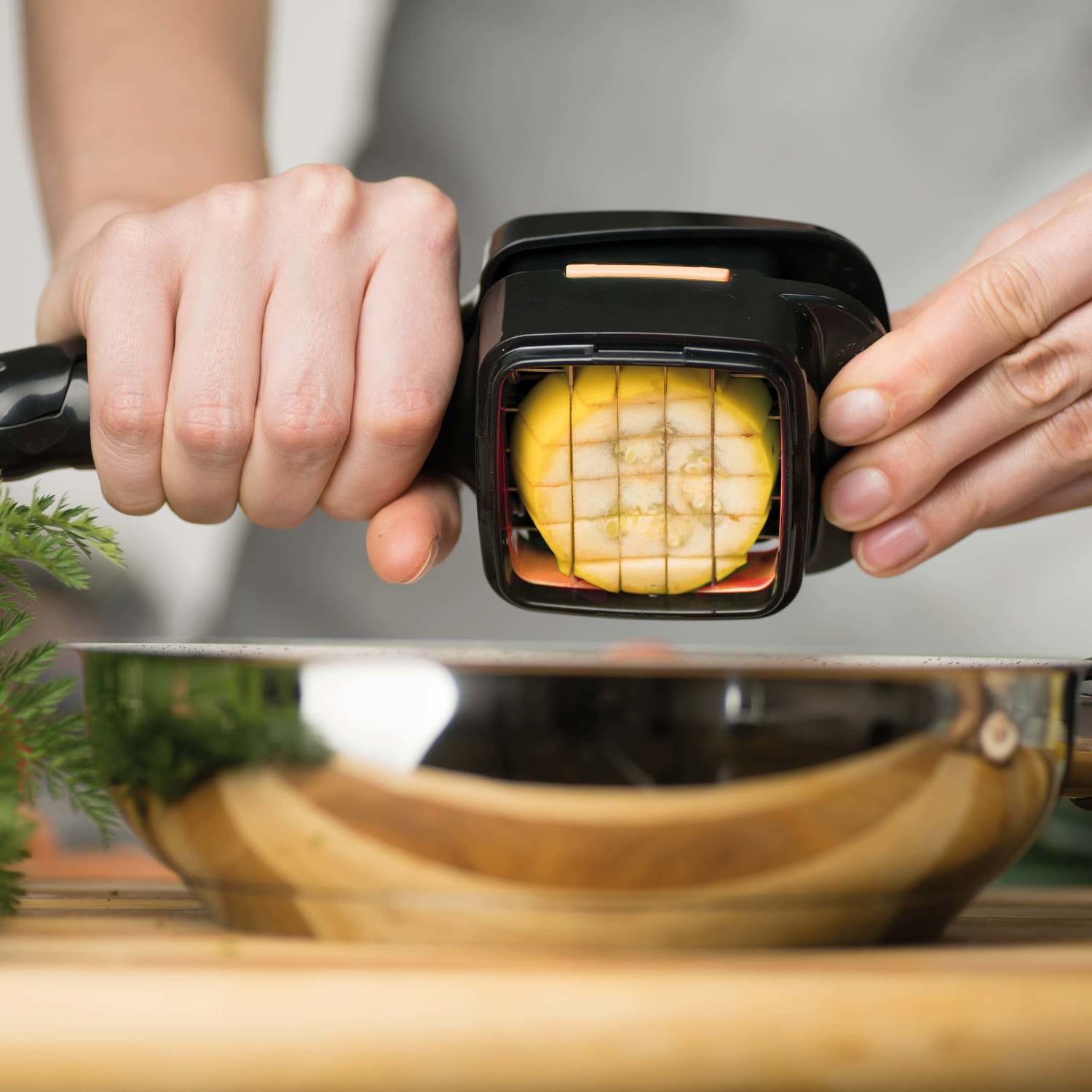 Овощерезка Nicer Dicer Quick с контейнером в Саранске