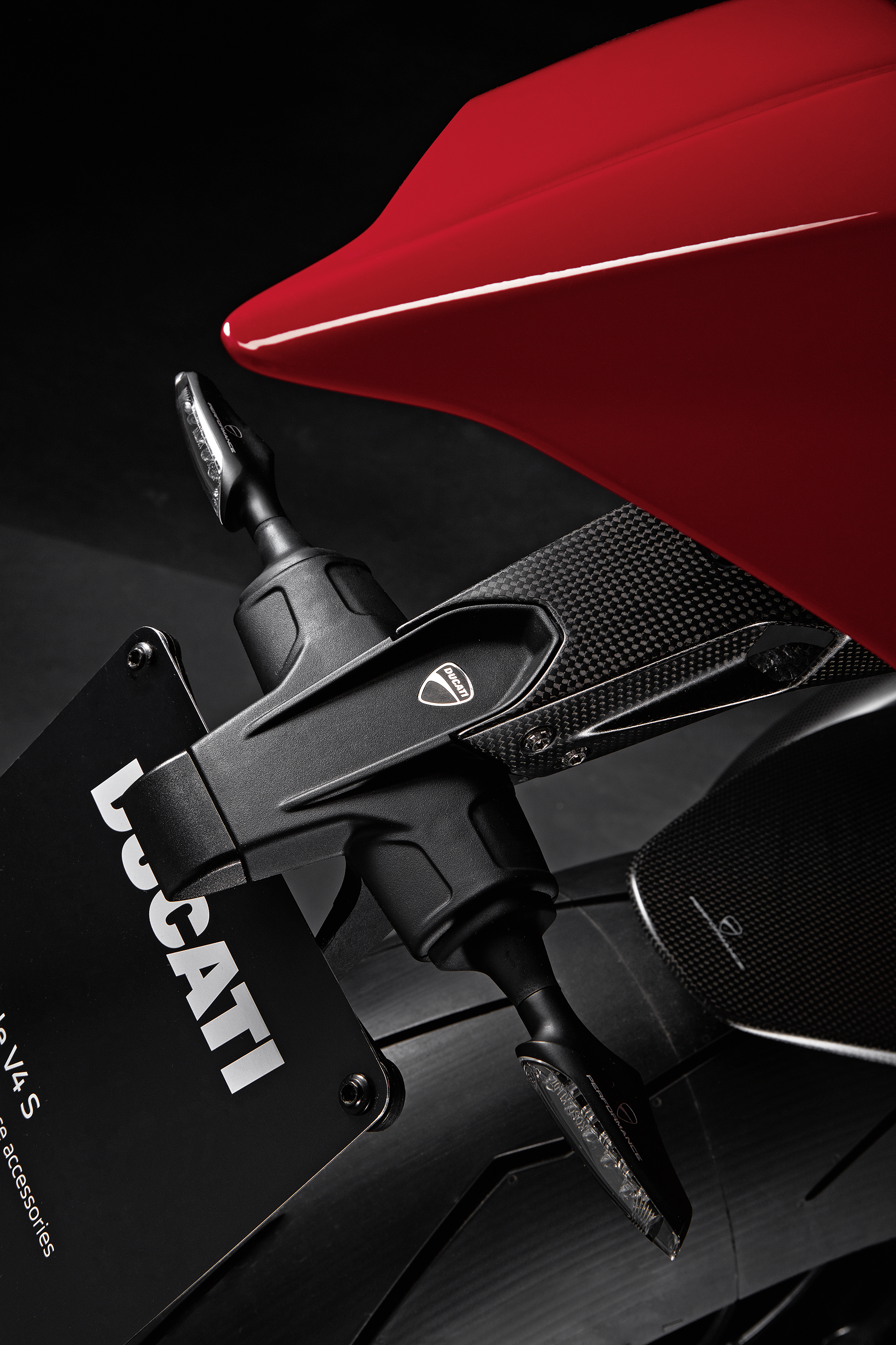 Carbon number plate holder.