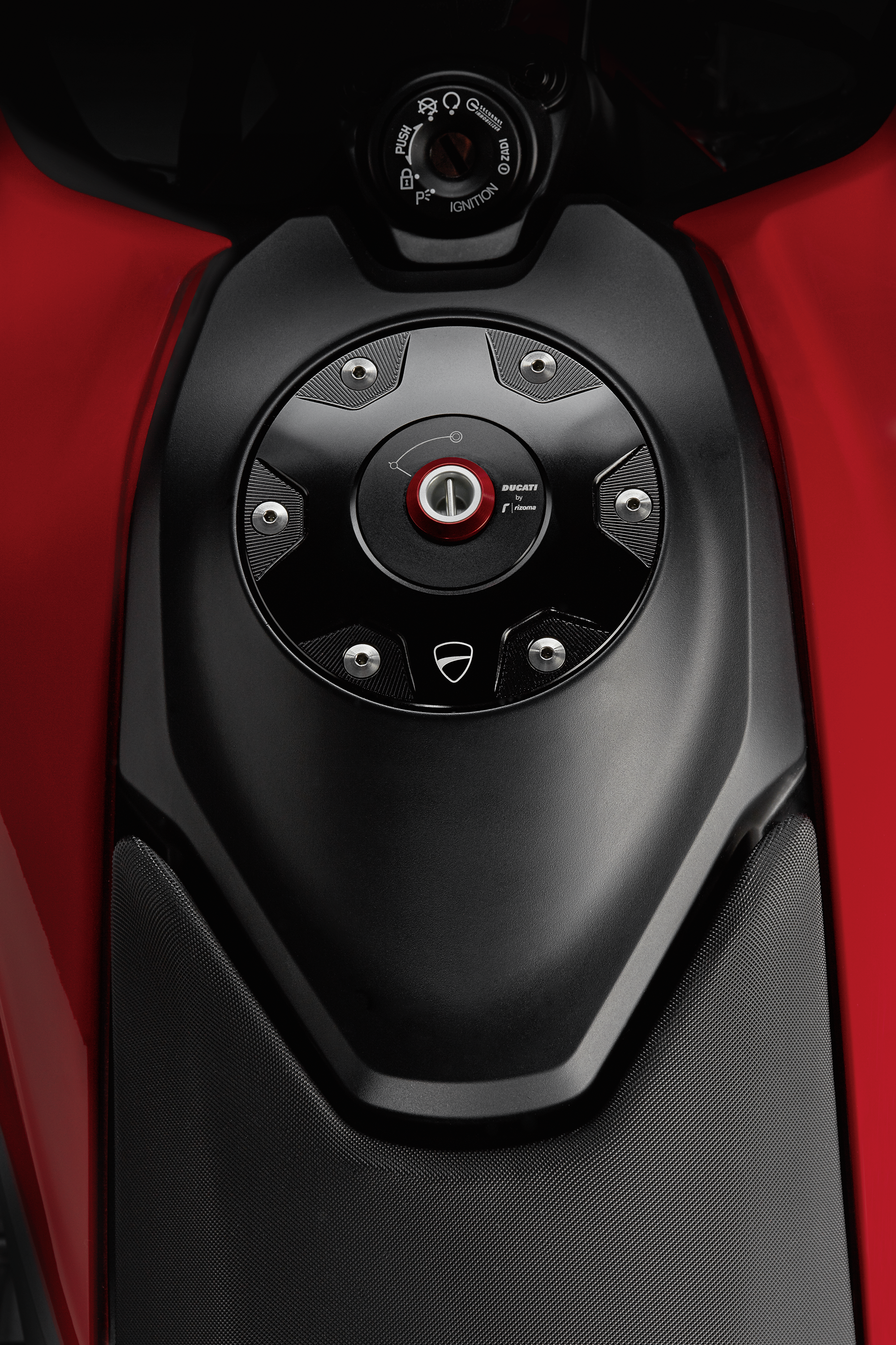 Billet aluminium tank cap.