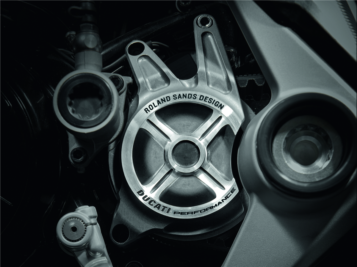 Billet aluminium pinion cover.