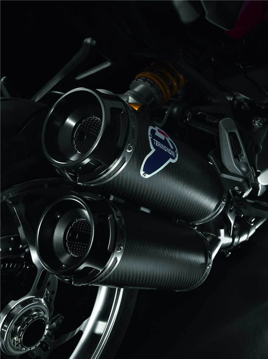 Carbon racing silencers. M1200
