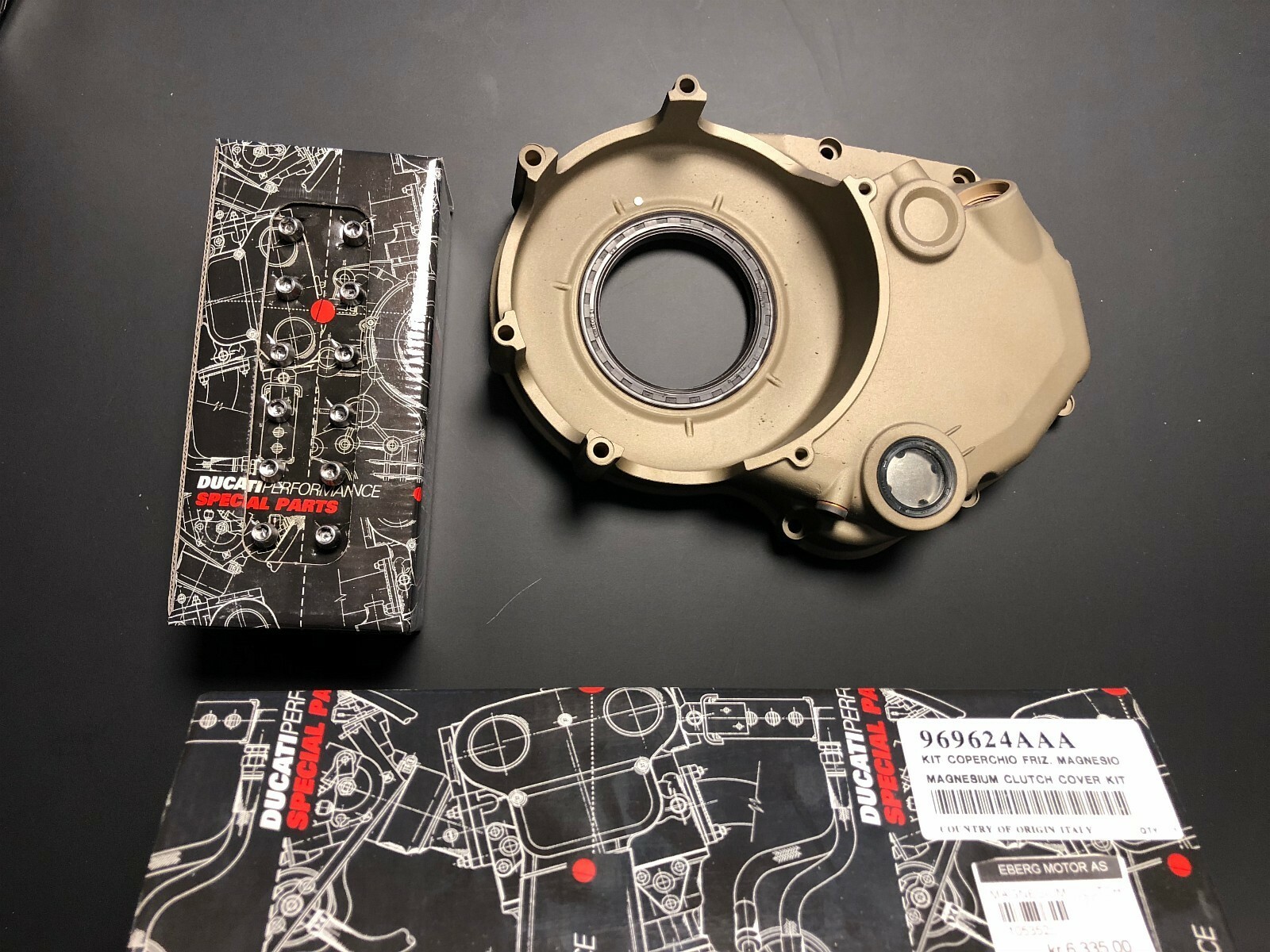 Magnesium clutch cover 969624AAA