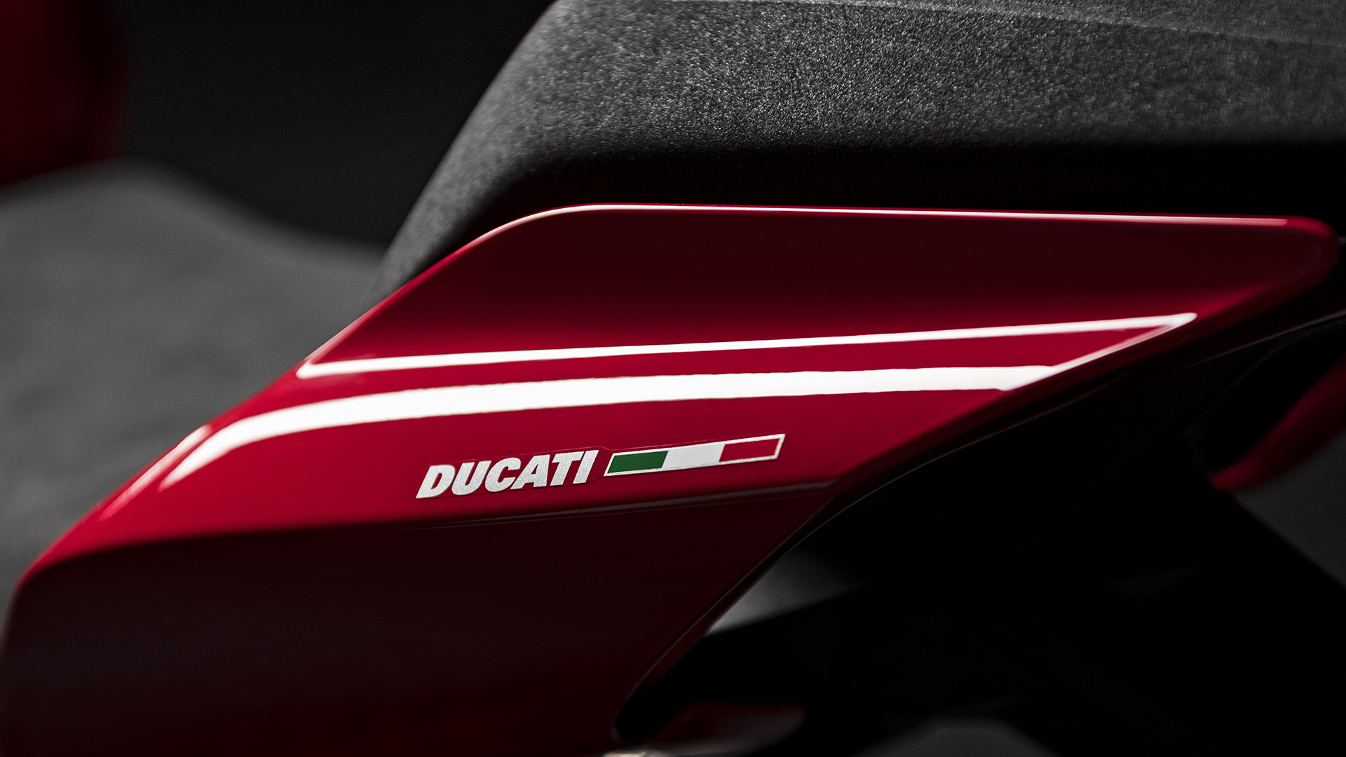 Panigale V2 Red 2020