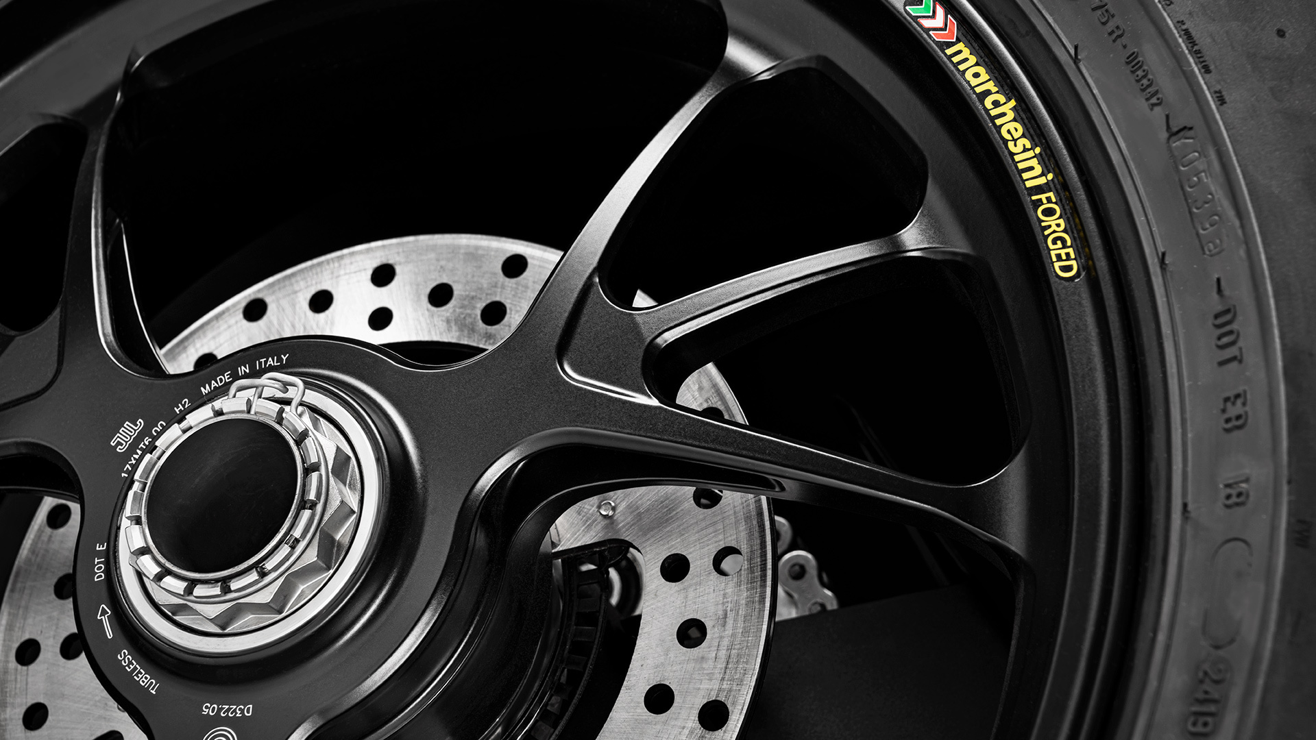 Ducati Streetfighter V4S 2020