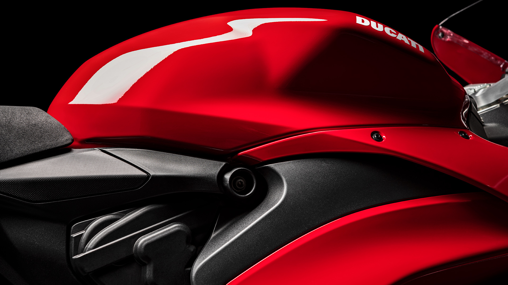 Ducati Streetfighter V4S 2020