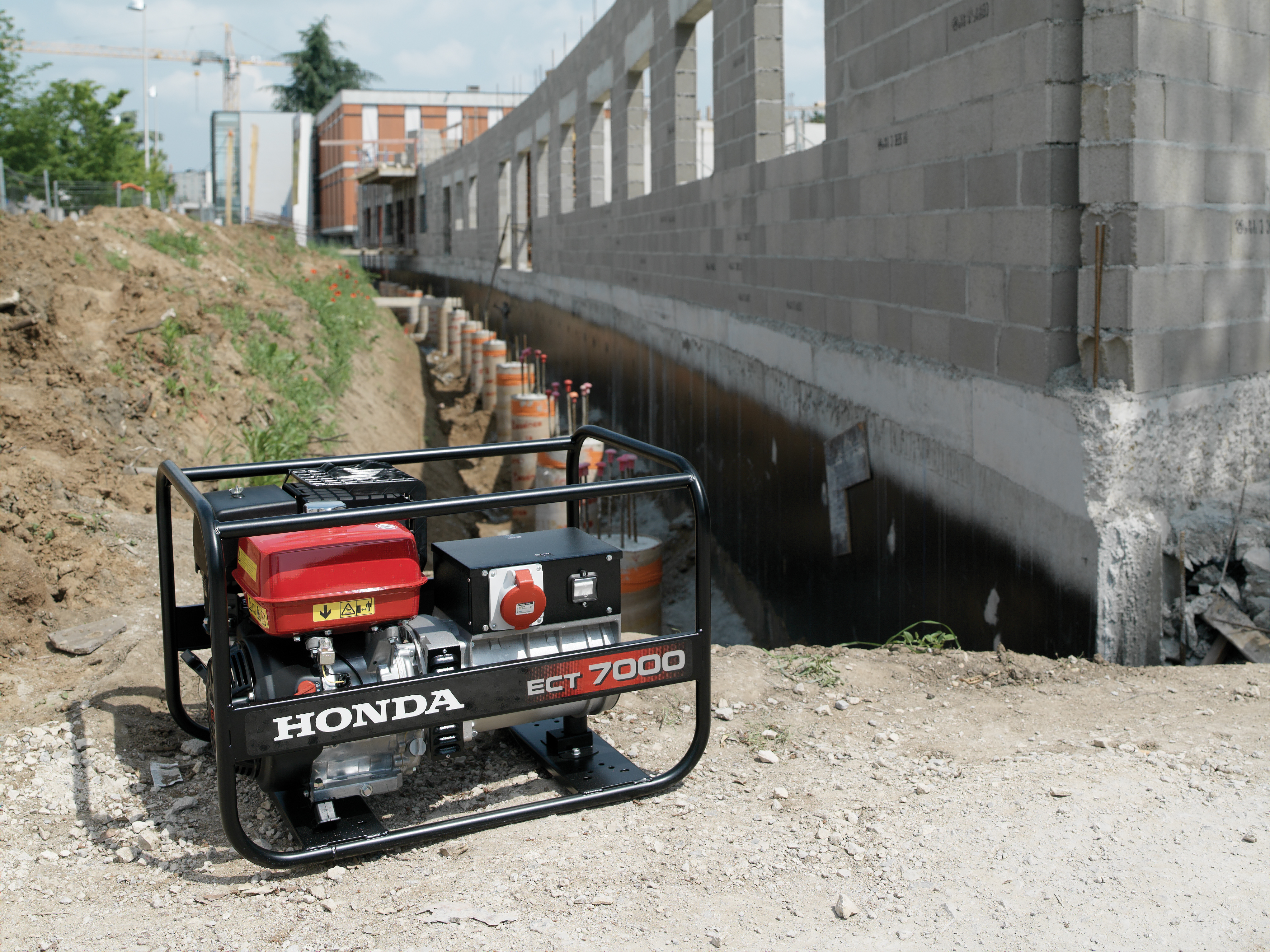 Honda ECT7000-generaattori