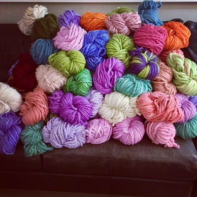 Skein of Arm Knitting Yarn | 100% Hand Dyed Wool Luxurious | 200gm