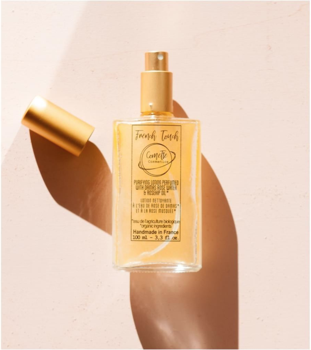 French Touch de Comette Cosmetics 01115