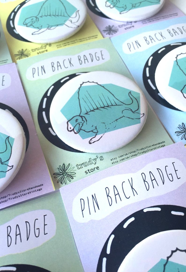 Blue Stegosaurus badge 00018