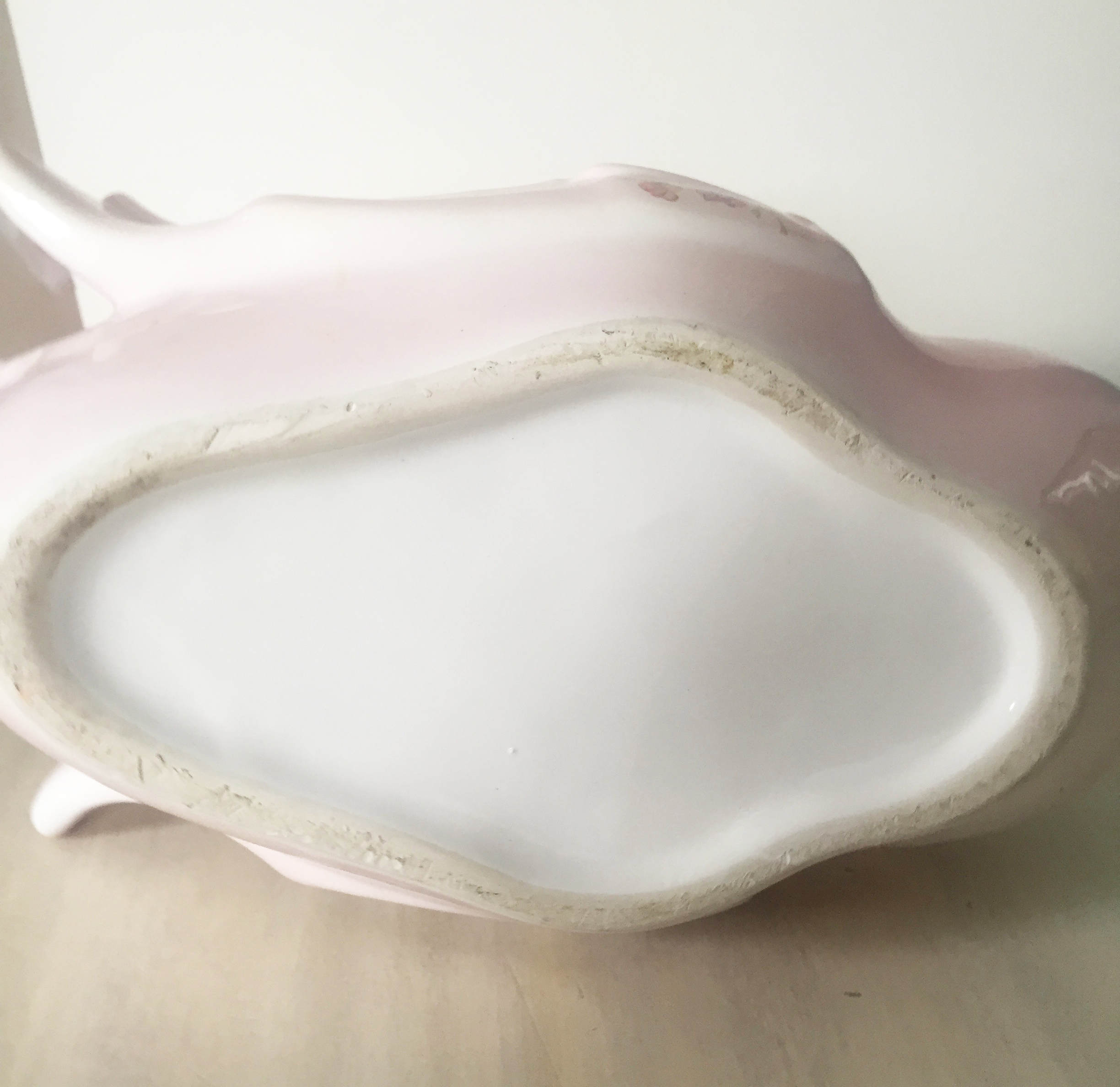 Vintage 80s pink large swan planter