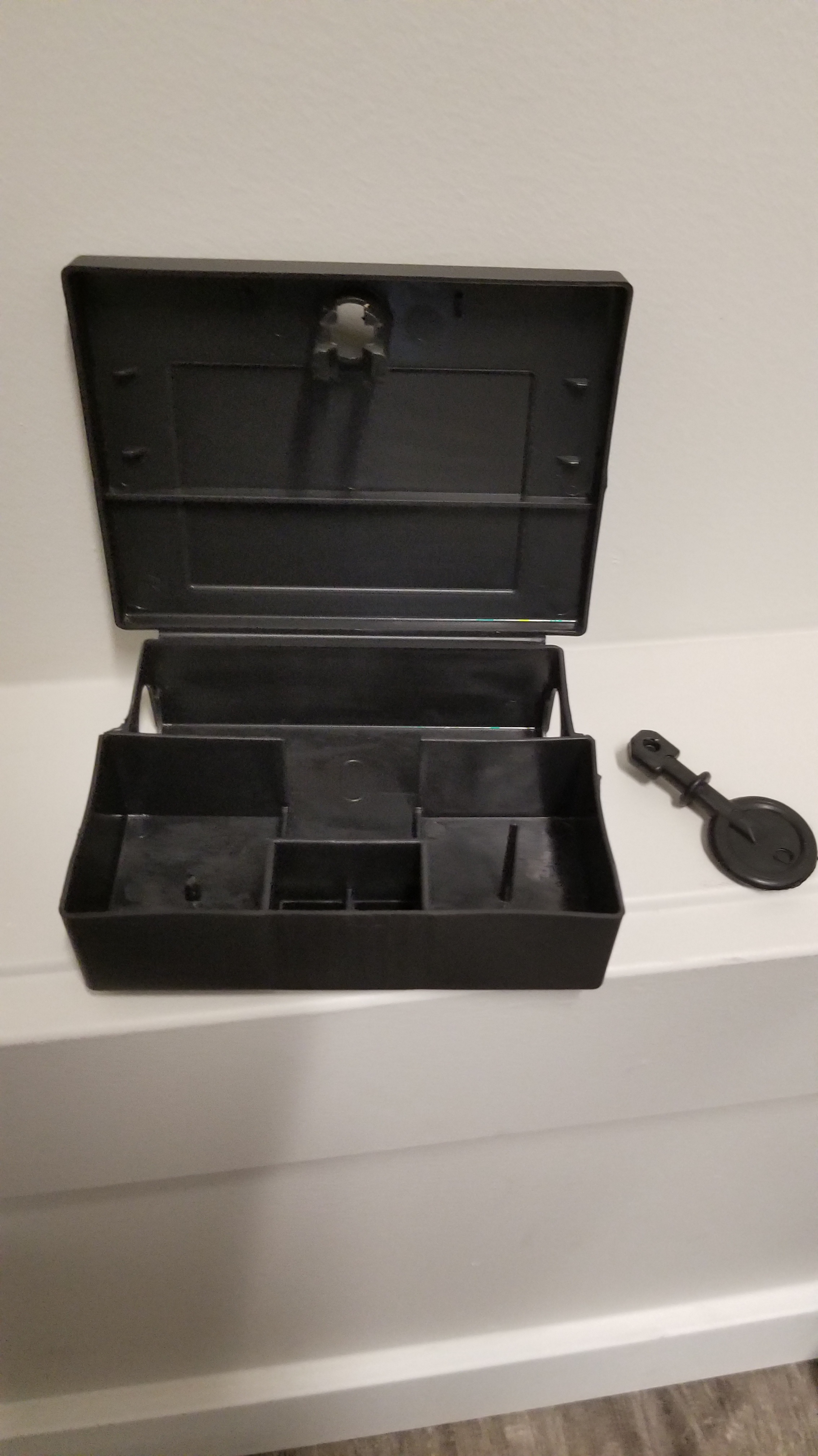 Tier 2 Bait Station with key 00014