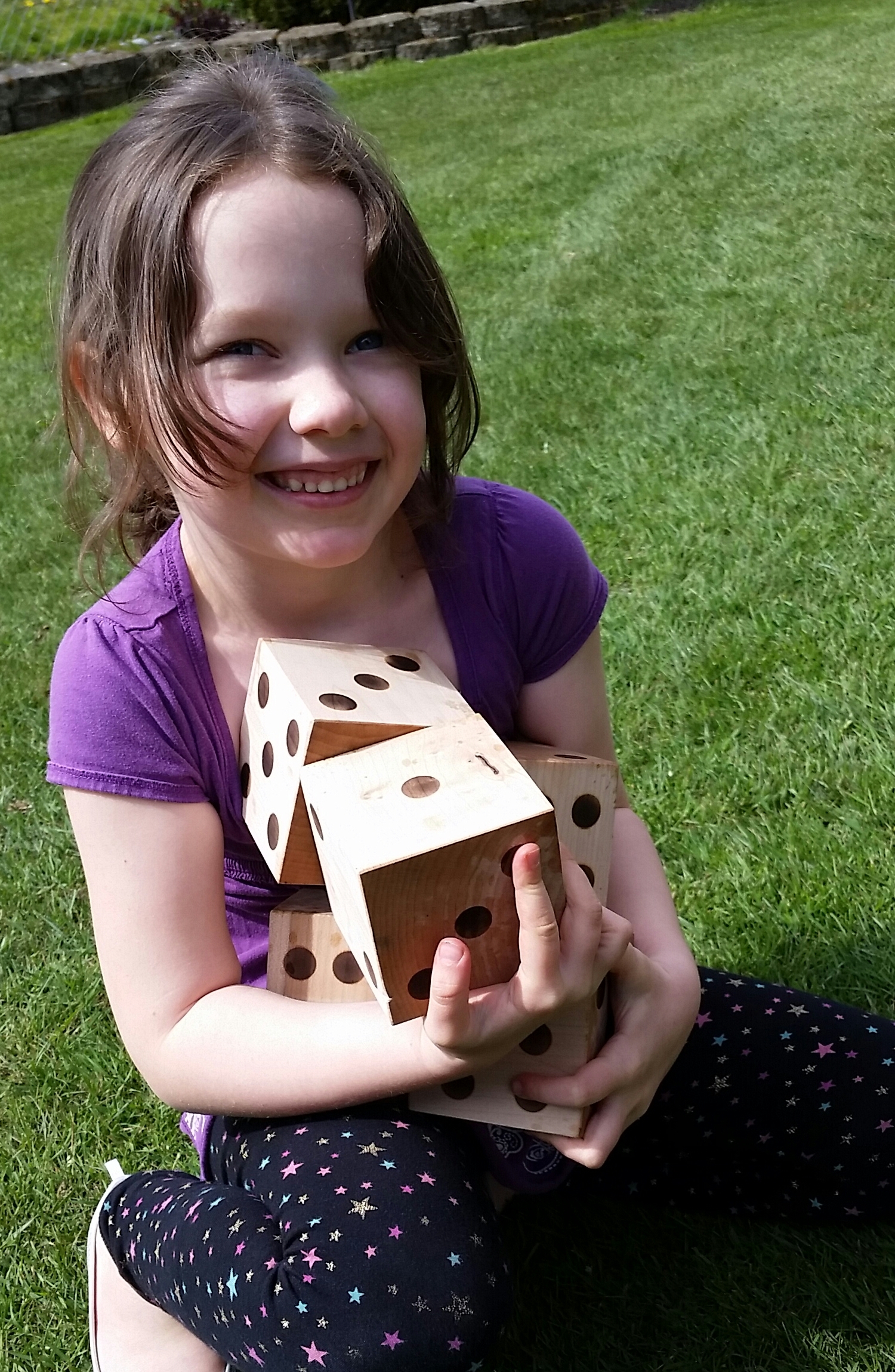 Lawn Dice