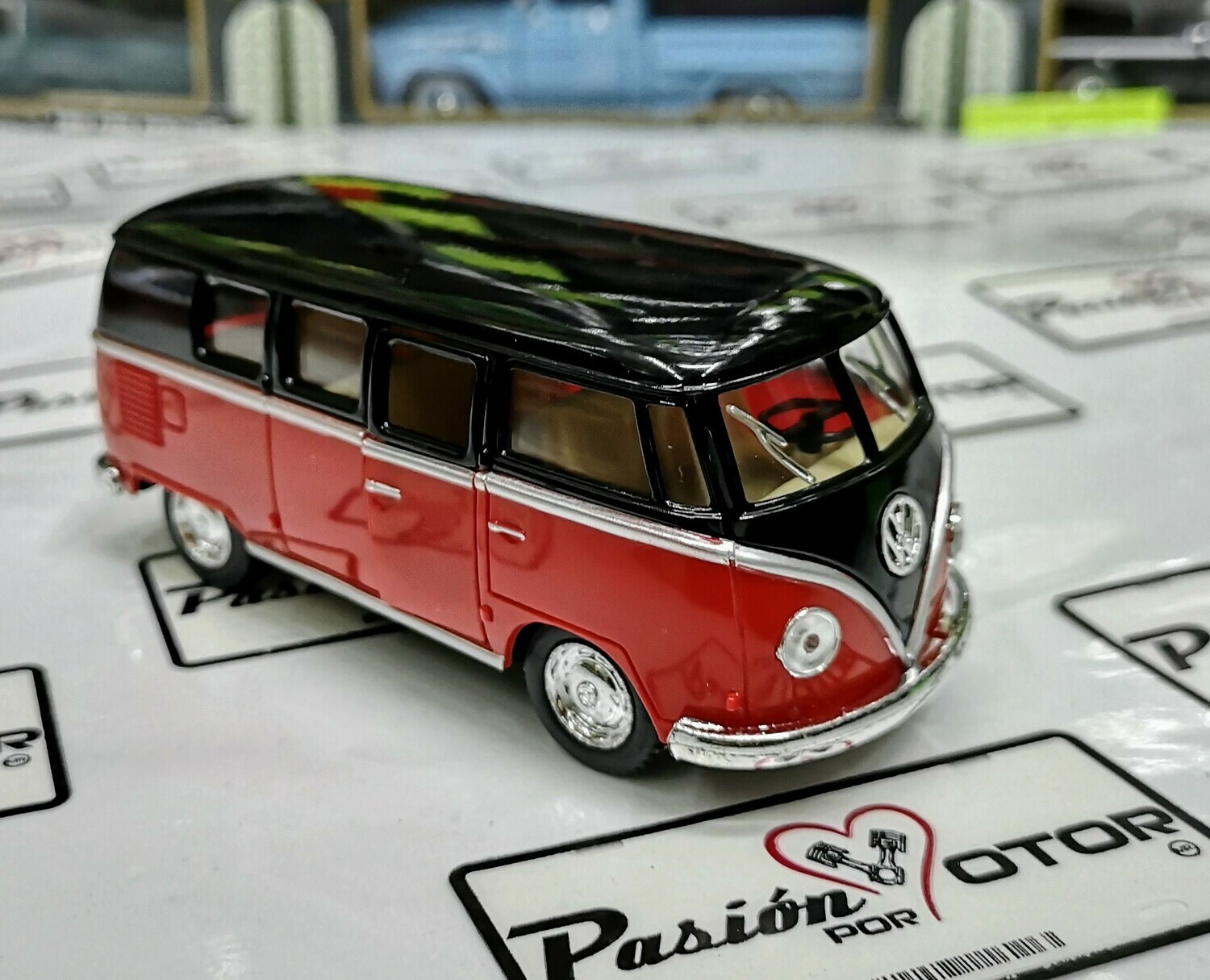 1:32 Volkswagen Combi Classical Bus 1962 Negro Rojo ...