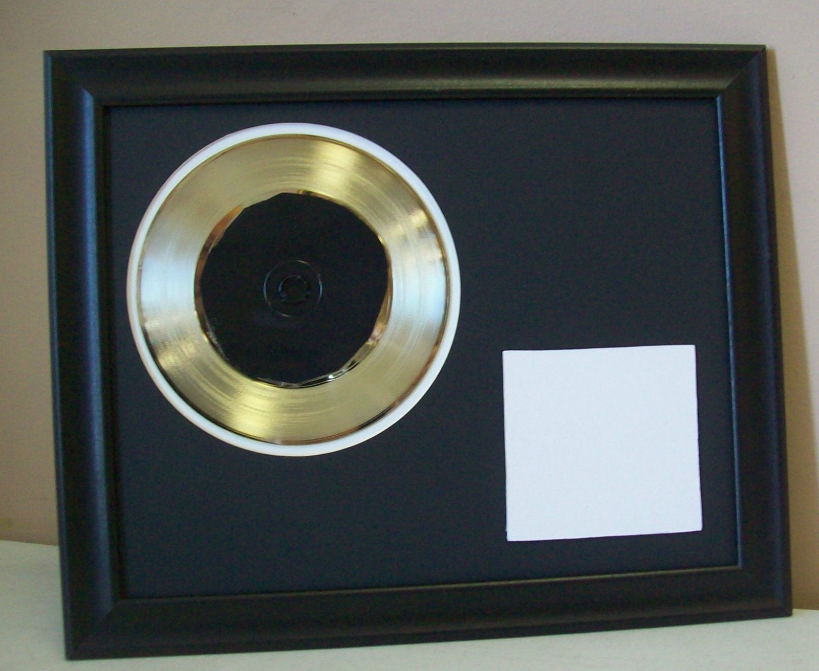Commerative Plaque 00001