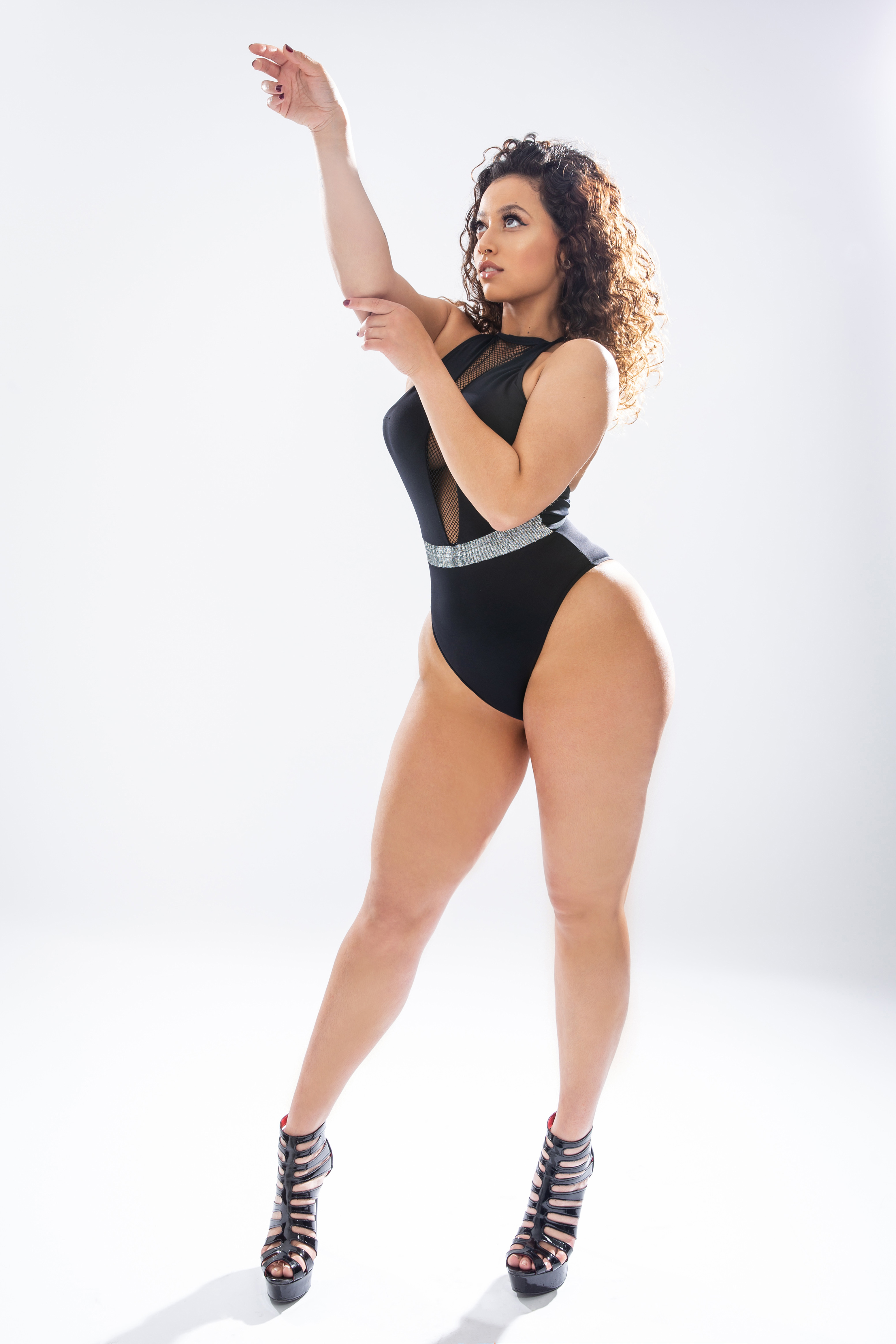 KP Body Dancer black with silver belt