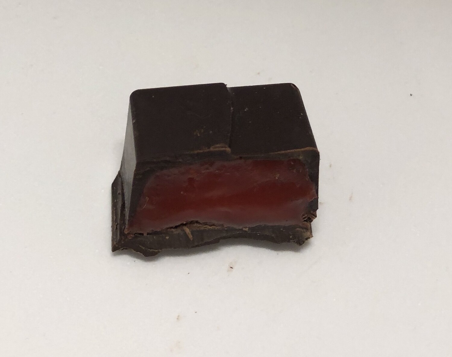 Dark Chocolate Cinnamon Caramel - 1 pc Dark Chocolate Cinnamon Caramel - 1 pc