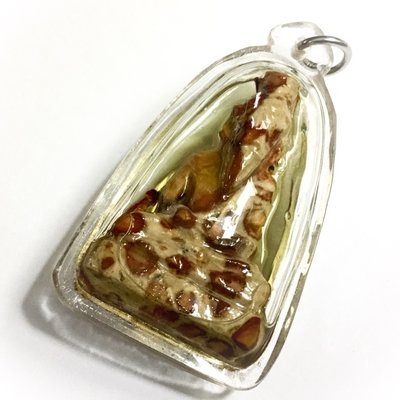 Por Gae Lersi Dta Fai Pang Samadhi - Nuea Hin Pratat Khao Sam Roi Yord Chae Nam Man Takrut Sariga Carved Gemrock Buddha in Sacred Oil - Ta Poon (Forest Lay Sorceror) Por Gae Lersi Dta Fai Pang Samadhi - Nuea Hin Pratat Khao Sam Roi Yord Chae Nam Man Takrut Sariga Carved Gemrock Buddha in Sacred Oil - Ta Poon (Forest Lay Sorceror)