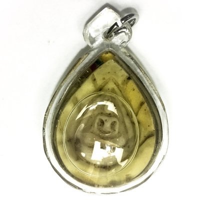 Somdej Pra Put Gleep Bua - Hin Pratat Khao Sam Roi Yord Chae Nam Man Takrut Sariga Carved Gemrock Buddha in Sacred Oil - Ta Poon (Forest Lay Sorceror) Somdej Pra Put Gleep Bua - Hin Pratat Khao Sam Roi Yord Chae Nam Man Takrut Sariga Carved Gemrock Buddha in Sacred Oil - Ta Poon (Forest Lay Sorceror)