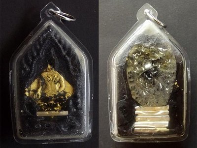 Pra Khun Phaen Gariang Kor Ma Ongk Kroo 10 Takrut (3 different spells) and real Pearl in rear face - Nuea Pong Maha Sanaeh Gariang Kor Ma Chae Nam Man (soak in charm oil) - LP Bpan Pra Khun Phaen Gariang Kor Ma Ongk Kroo 10 Takrut (3 different spells) and real Pearl in rear face - Nuea Pong Maha Sanaeh Gariang Kor Ma Chae Nam Man (soak in charm oil) - LP Bpan