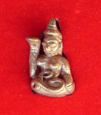 Nang Kwak Manorah Silapa Nakorn Boran (Ancient Nakorn Sri Tammarat Manorah Style) - Nuea Nava Loha - Pra Ajarn Prasut - Wat Nai Tao (Huay Yord) Nang Kwak Manorah Silapa Nakorn Boran (Ancient Nakorn Sri Tammarat Manorah Style) - Nuea Nava Loha - Pra Ajarn Prasut - Wat Nai Tao (Huay Yord)