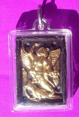Kama Taep Gaew Sariga (Deity of Love and Passion with Sariga bird) - Nuea Pong Wan Maha Sanaeh Din Aathan - Ajarn Kom Traiwaet - Asrom Baramee Por Gae (Supannburi) 2553 BE Kama Taep Gaew Sariga (Deity of Love and Passion with Sariga bird) - Nuea Pong Wan Maha Sanaeh Din Aathan - Ajarn Kom Traiwaet - Asrom Baramee Por Gae (Supannburi) 2553 BE