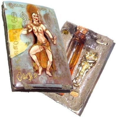 Mae Gamon Tip Lady of the Lilies Lakshmi Deity Love & Mercy Charm Locket - Ploi Sek, Takrut, Chanuan Aathan, Magic Seeds + Nam Man Prai - Ajahn Jiam Rit Kong Mae Gamon Tip Lady of the Lilies Lakshmi Deity Love & Mercy Charm Locket - Ploi Sek, Takrut, Chanuan Aathan, Magic Seeds + Nam Man Prai - Ajahn Jiam Rit Kong