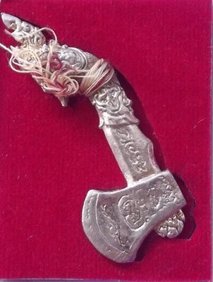 Khwan Paya Nakarach (Magic Axe with Naga Head and Sacred Thread) - 'Maha Waet Maha Baramee - Nuea Loha Phiw Prai Ngern (Iron alloys with Prai Silver 'skin') - Por Tan Prohm - Wat Palanupap 2554 BE Khwan Paya Nakarach (Magic Axe with Naga Head and Sacred Thread) - 'Maha Waet Maha Baramee - Nuea Loha Phiw Prai Ngern (Iron alloys with Prai Silver 'skin') - Por Tan Prohm - Wat Palanupap 2554 BE