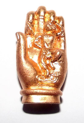 Fa Mer Pra Yulai 如来神掌 Arahant Praab Marn (Gammagarn with Code stamp #89) - Nava Loha with Silver - Pra Urai Buddha Hand holding Monkey God Subduing Mara Demons - LP Bpun Tammabalo 2553 BE Fa Mer Pra Yulai 如来神掌 Arahant Praab Marn (Gammagarn with Code stamp #89) - Nava Loha with Silver - Pra Urai Buddha Hand holding Monkey God Subduing Mara Demons - LP Bpun Tammabalo 2553 BE