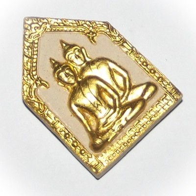 Pra Khun Phaen Sorn Phaen 'Run Koo Baramee' - Nuea Pong Prai Kumarn Gold Leaf + Silver Takrut + Monk Hair - Luang Por Sakorn - Wat Nong Grub 2548 BE Pra Khun Phaen Sorn Phaen 'Run Koo Baramee' - Nuea Pong Prai Kumarn Gold Leaf + Silver Takrut + Monk Hair - Luang Por Sakorn - Wat Nong Grub 2548 BE