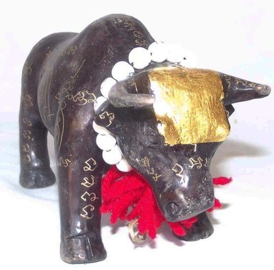 Wua Tanu Bucha Statue (Ongk Kroo) - Anti Black Magic, & Wealth - 3 Takrut - 6.5 Inch long x 3.5 Inch High - LP Jerd - Suan Badibat Tam Po Sethee 2555 BE Wua Tanu Bucha Statue (Ongk Kroo) - Anti Black Magic, & Wealth - 3 Takrut - 6.5 Inch long x 3.5 Inch High - LP Jerd - Suan Badibat Tam Po Sethee 2555 BE