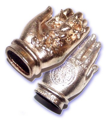 Fa Mer Pra Yulai 如来神掌 Arahant Praab Marn (Gammagarn with Code stamp #89) - Sacred Silver - Pra Urai Buddha Hand holding Monkey God Subduing Mara Demons - LP Bpun Tammabalo 2553 BE Fa Mer Pra Yulai 如来神掌 Arahant Praab Marn (Gammagarn with Code stamp #89) - Sacred Silver - Pra Urai Buddha Hand holding Monkey God Subduing Mara Demons - LP Bpun Tammabalo 2553 BE