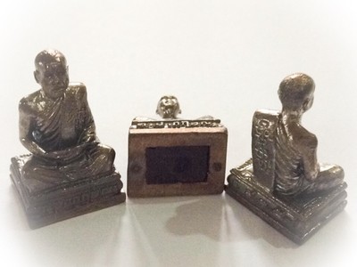 Pra Kring Ud Pong Sariga Dong- Kroo Ba Krissana Bucha Statuette Neua Nava Loha- Gae Ngern Tong Sacred Sariga Dong, Taewa Nakrii Powders, Individually Stamped Sae Yid 60 Edition Pra Kring Ud Pong Sariga Dong- Kroo Ba Krissana Bucha Statuette Neua Nava Loha- Gae Ngern Tong Sacred Sariga Dong, Taewa Nakrii Powders, Individually Stamped Sae Yid 60 Edition