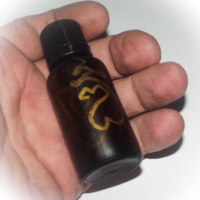 Nam Man Wan Maha Sanaeh with Dork Tong, Ga Hlong Flowers, Wan Khun Phaen, Wan Sariga + Paya Wan Chang Pasom Khloeng - Sorcerous Oils Potion large 20 Ml - Limited Edition 2557 BE - Asrom Por Taw Guwen Nam Man Wan Maha Sanaeh with Dork Tong, Ga Hlong Flowers, Wan Khun Phaen, Wan Sariga + Paya Wan Chang Pasom Khloeng - Sorcerous Oils Potion large 20 Ml - Limited Edition 2557 BE - Asrom Por Taw Guwen