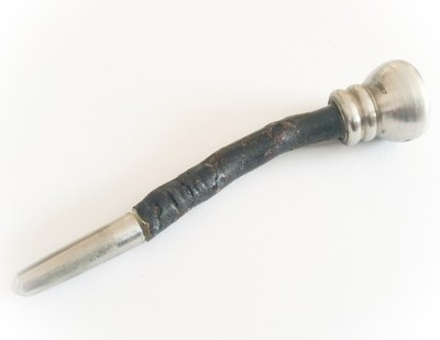 Mai Dtapot Por Gae Pakarang Dam (Black Coral Hermits Staff) - Luang Por Phern Statue Fundraiser- Sacred Magic wand (4 Inch) - Protection from Enemies & Black Magic - Ajarn Chum Chai Kiree Mai Dtapot Por Gae Pakarang Dam (Black Coral Hermits Staff) - Luang Por Phern Statue Fundraiser- Sacred Magic wand (4 Inch) - Protection from Enemies & Black Magic - Ajarn Chum Chai Kiree