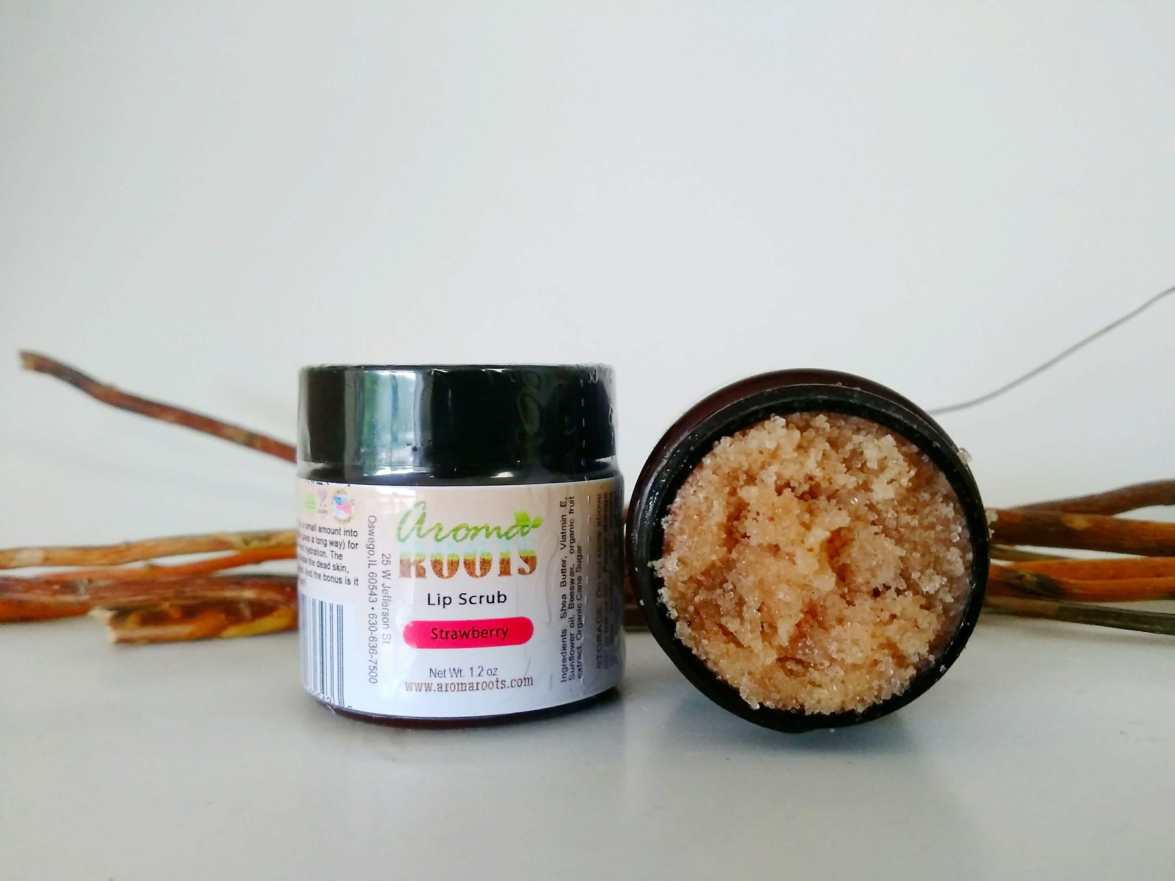 Strawberry Lip Scrub 608119636433
