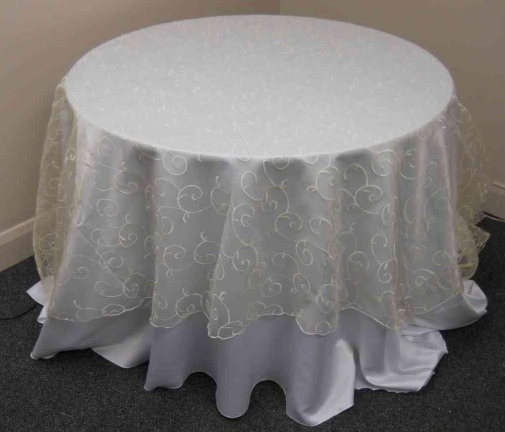 Swirl Embroidery Overlay (118" Diameter, Ivory) 00035