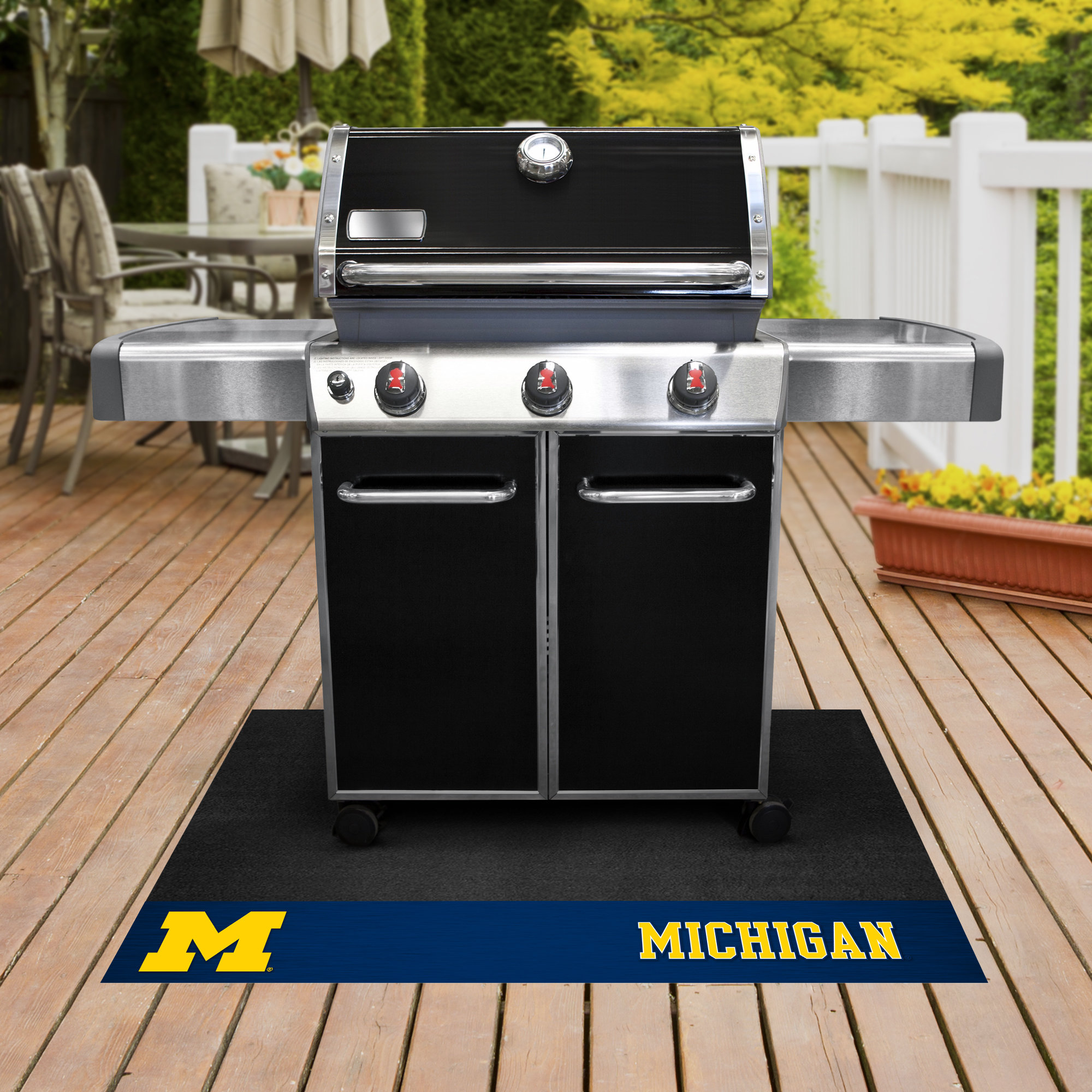 Michigan Wolverines Gas Grill Cover 