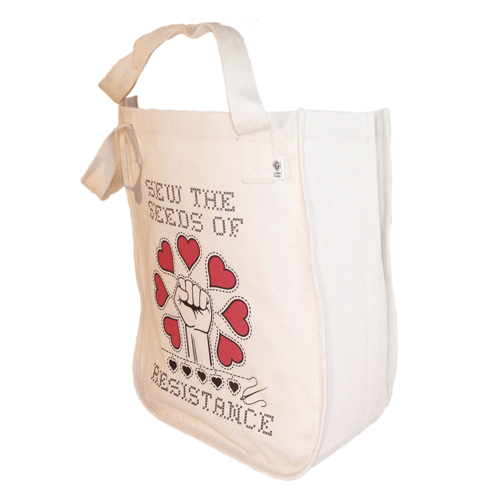 Tote side depth - 7"