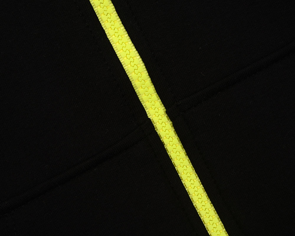00-00048853_v8_BE31_323