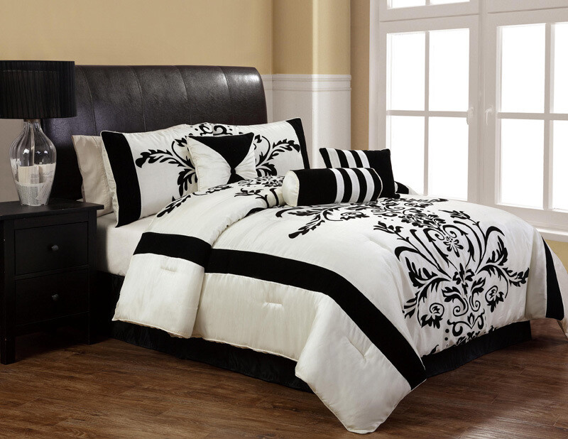 Cream White Black Velvet Pattern King Queen Size Bed 8 Pc