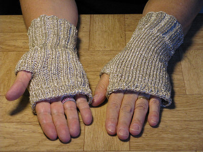 Knit Beige-Silver Finger-less Hand Warmers Knit Beige-Silver Finger-less Hand Warmers