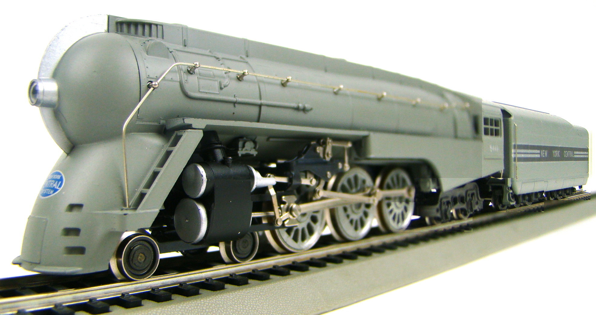 Ahm 5095 02 Nyc Streamlined J3a 4 6 4 Hudson Locomotive Ho Scale