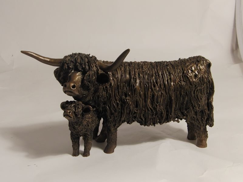 Highland Cow & Calf Standing - Frith Sculpture VB027