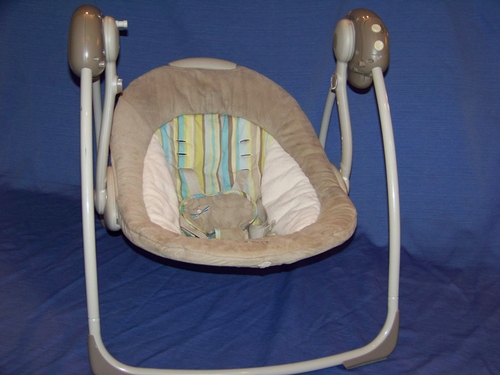 Boppy Rock In Comfort Travel Swing