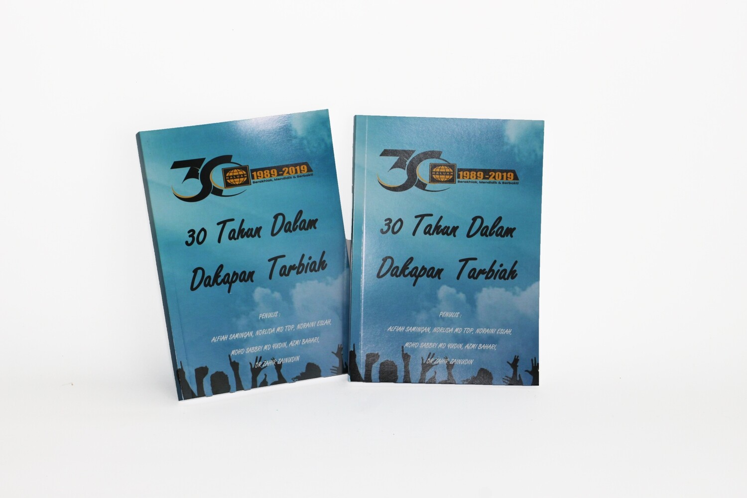 Buku 30 Tahun HALUAN Buku 30 Tahun HALUAN
