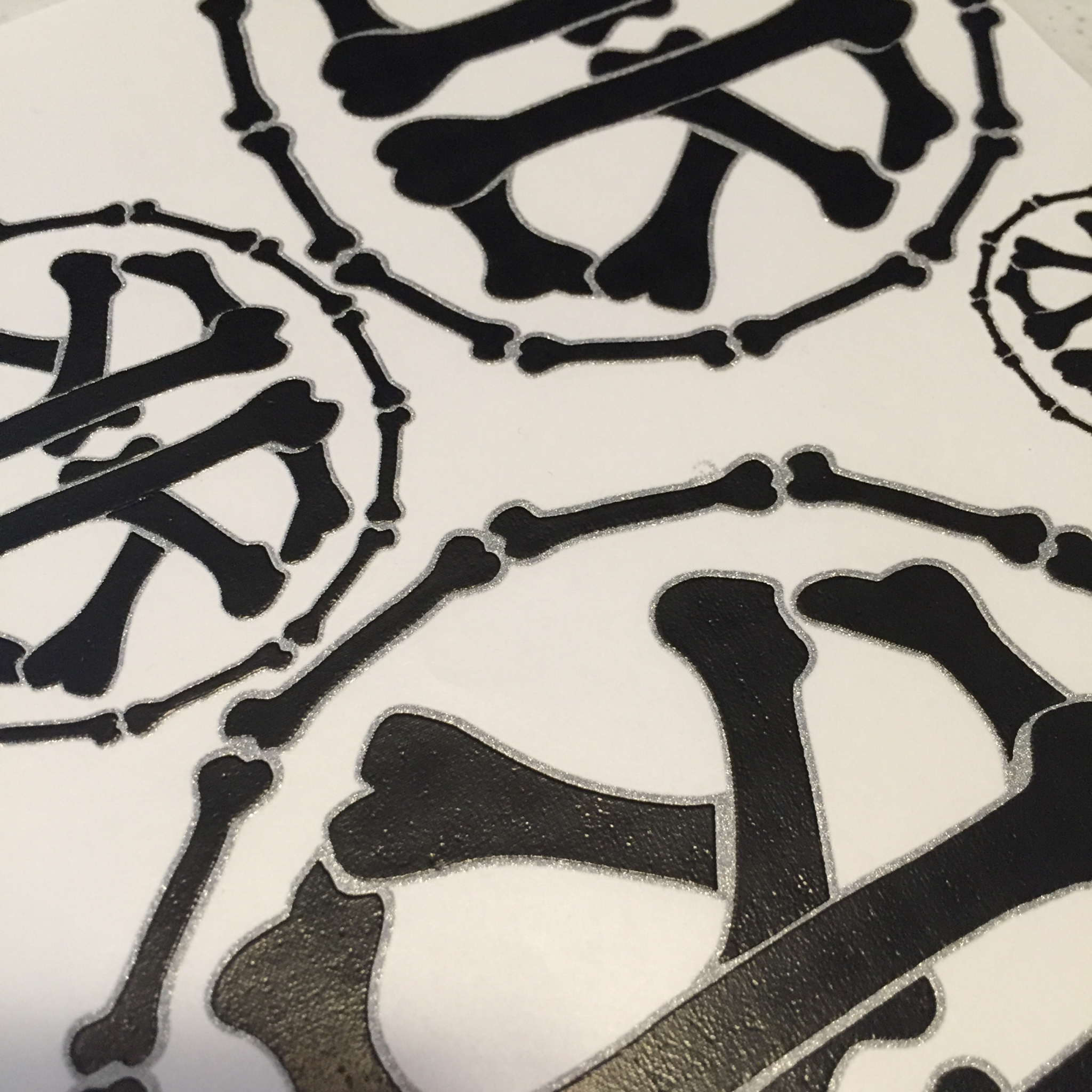 Logo in Black and Silver Shimmer