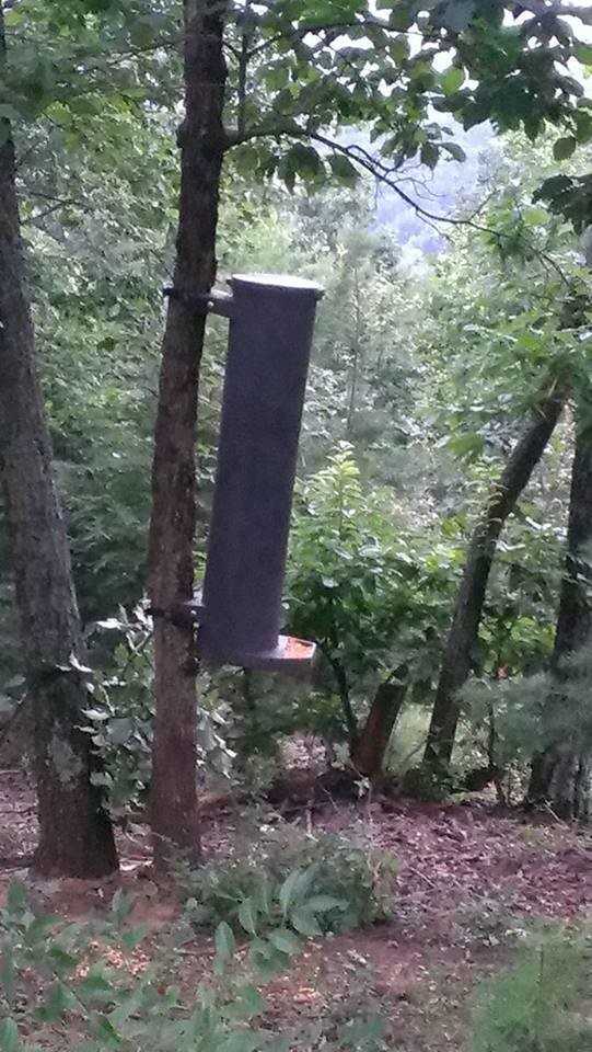 Gravity Fed Deer Feeder Grey